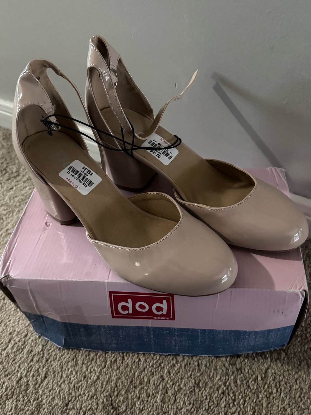 NWT Dollhouse Nude Patent Round-Toe Block Heel Pumps
